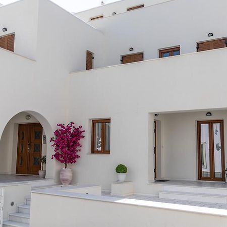 100 Steps - Harmony Apartment Naxos City ภายนอก รูปภาพ