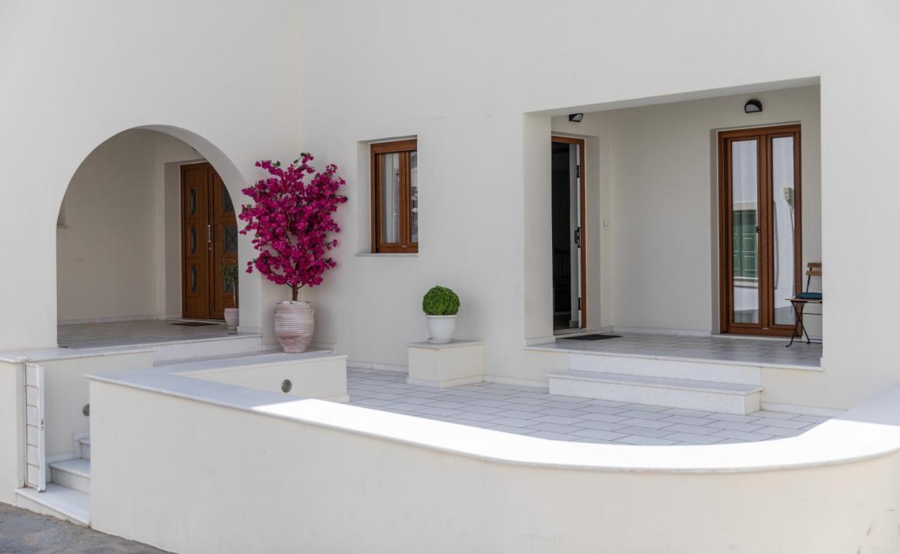 100 Steps - Harmony Apartment Naxos City ภายนอก รูปภาพ