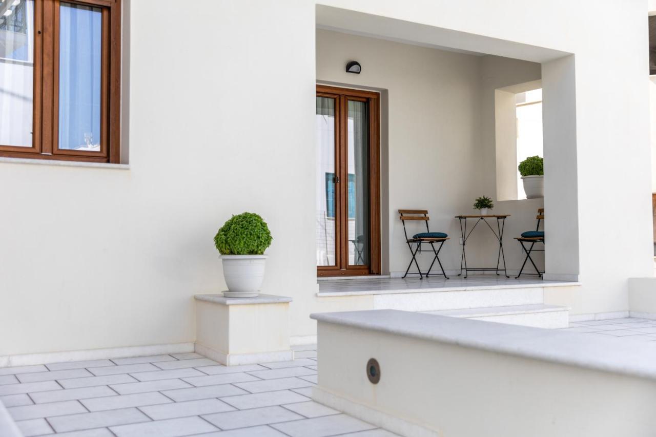 100 Steps - Harmony Apartment Naxos City ภายนอก รูปภาพ
