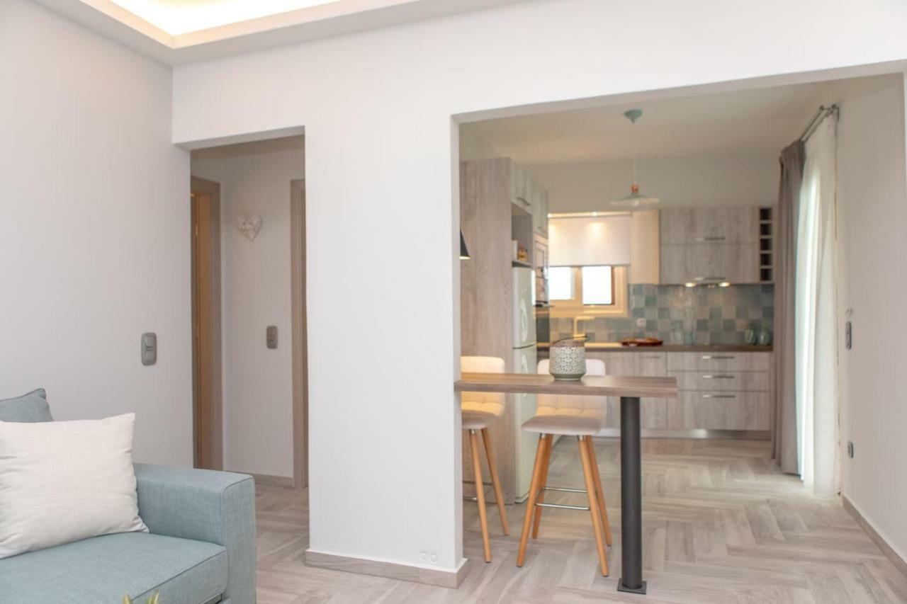 100 Steps - Harmony Apartment Naxos City ภายนอก รูปภาพ