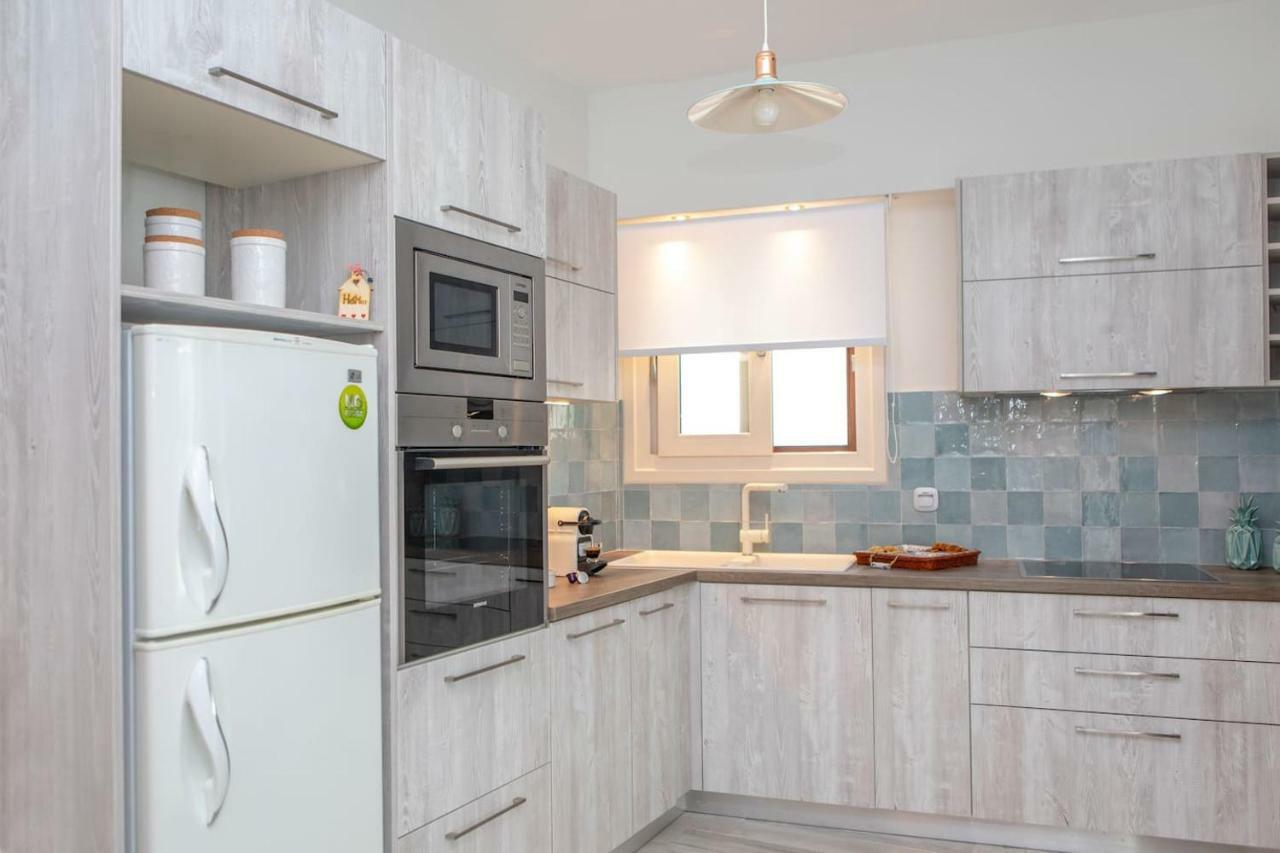 100 Steps - Harmony Apartment Naxos City ภายนอก รูปภาพ