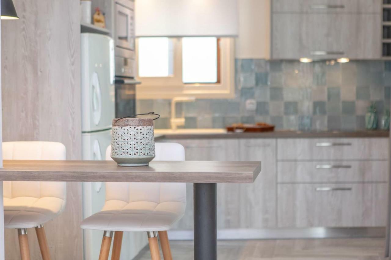 100 Steps - Harmony Apartment Naxos City ภายนอก รูปภาพ