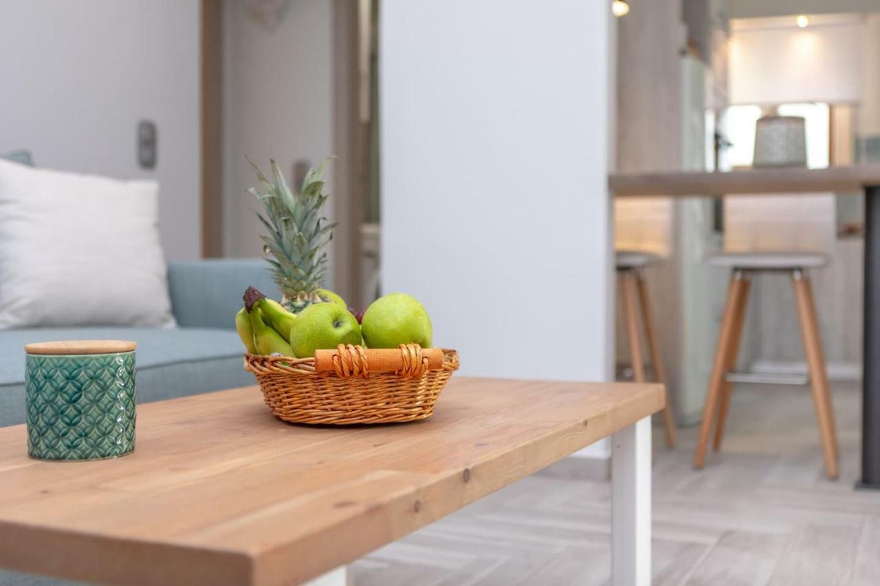 100 Steps - Harmony Apartment Naxos City ภายนอก รูปภาพ